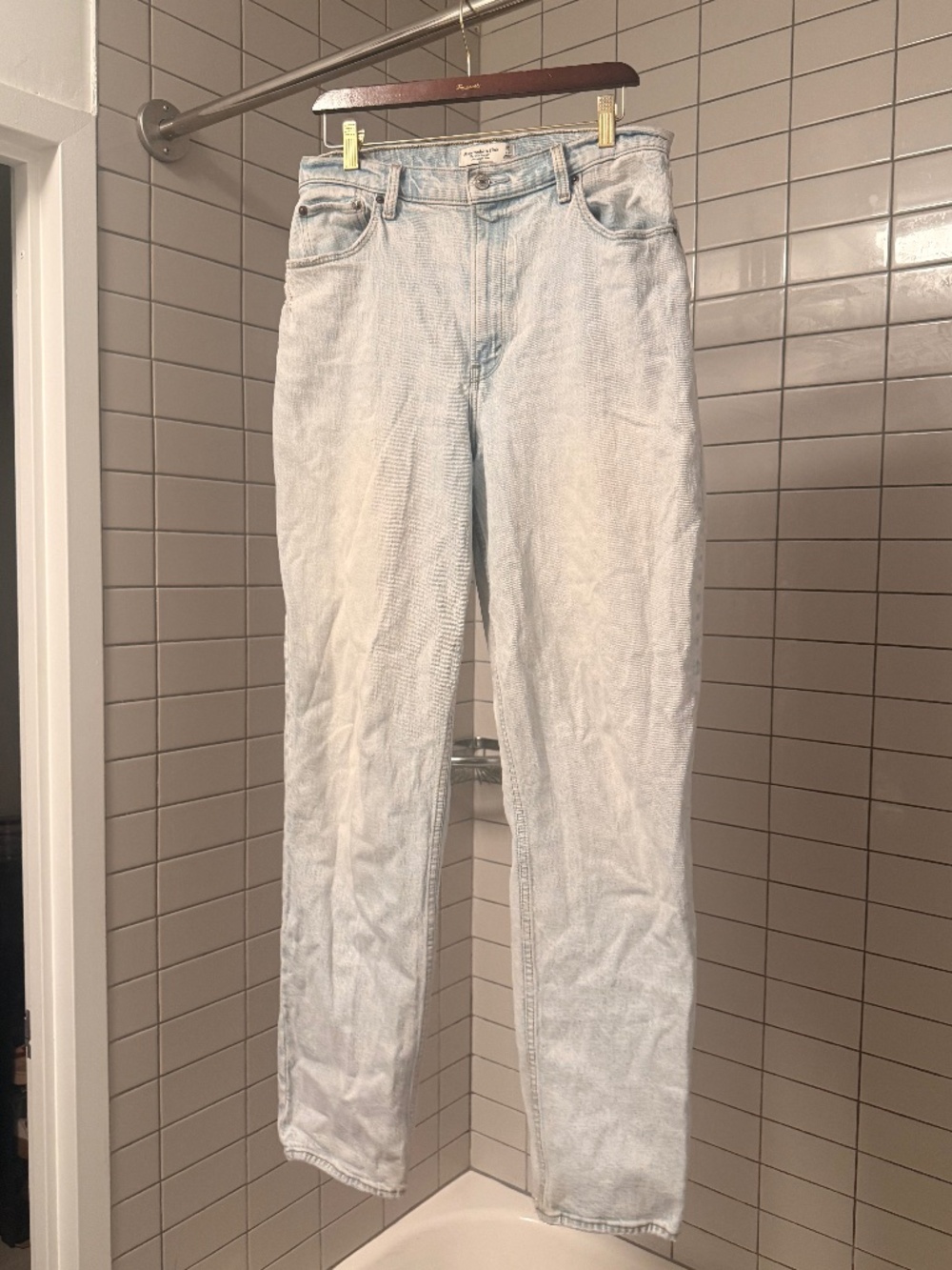 Abercrombie & Fitch 90’s Straight Ultra High Rise